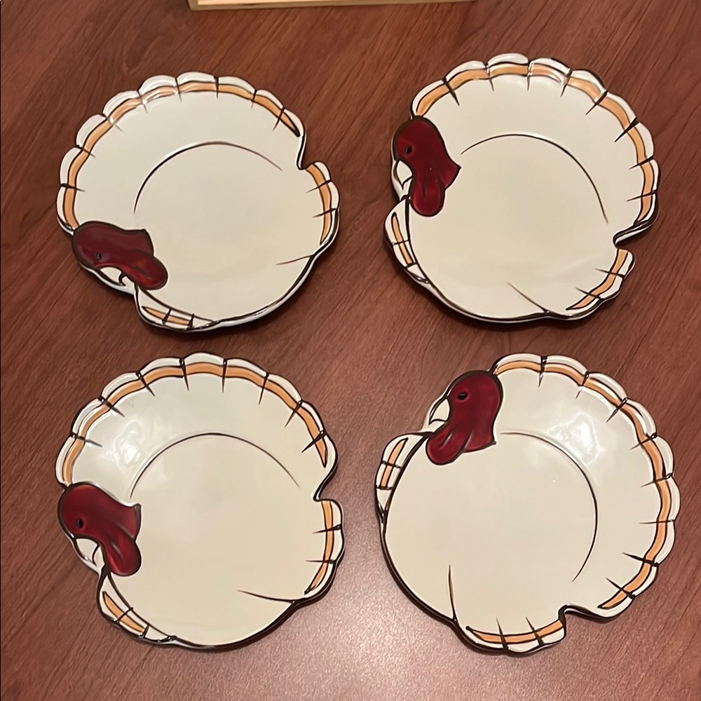Pottery Barn Ceramic Festive Turkey Plates Set of 4